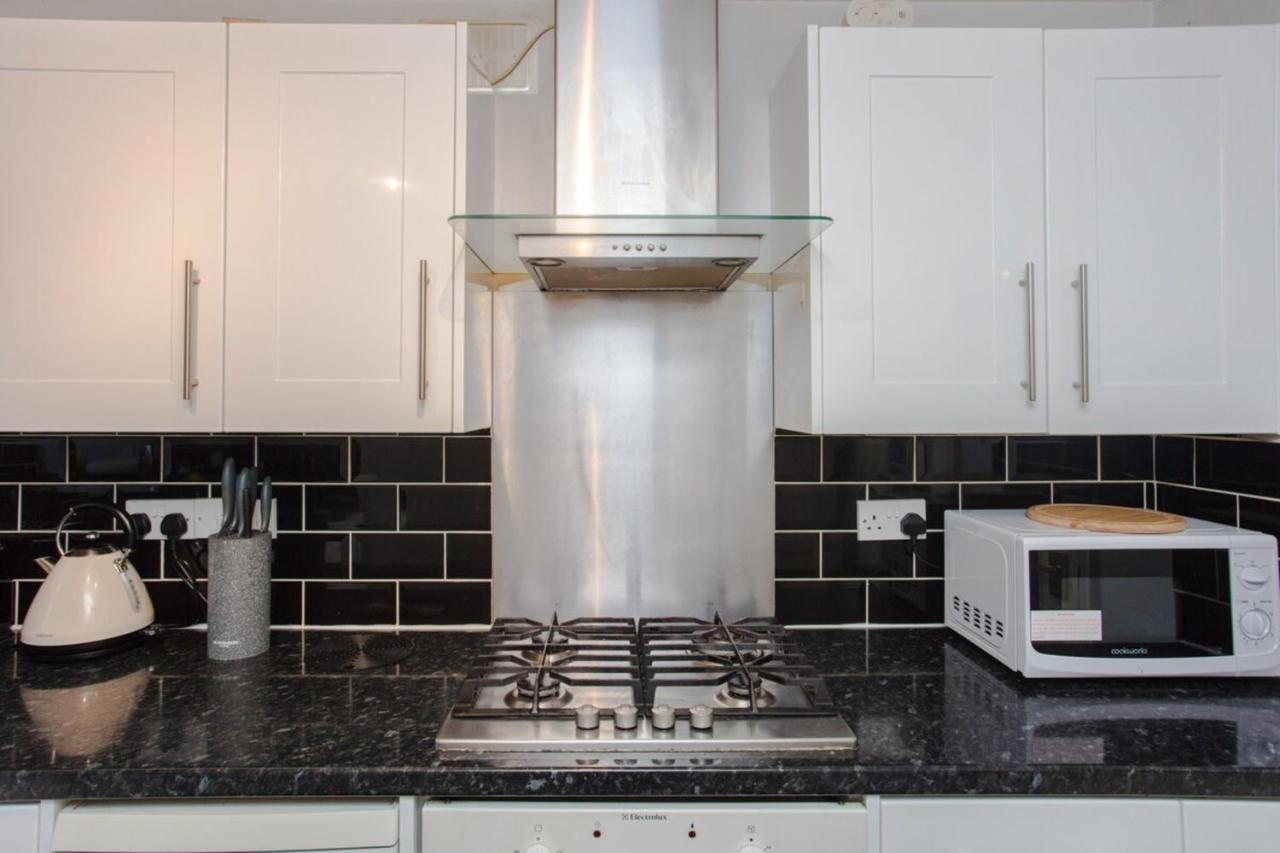 Contemporary 1Bedroom Flat In Camberwell Oval Лондон Экстерьер фото